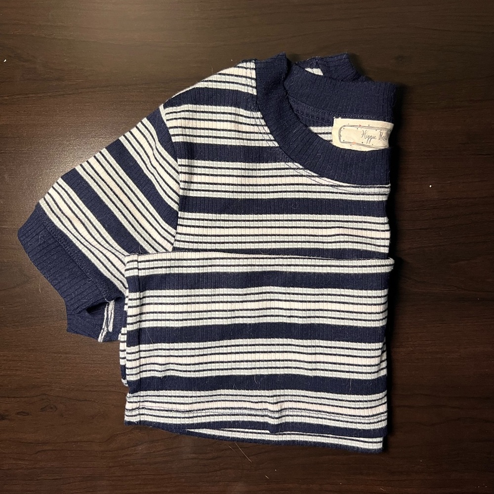 Blue striped tee shirt